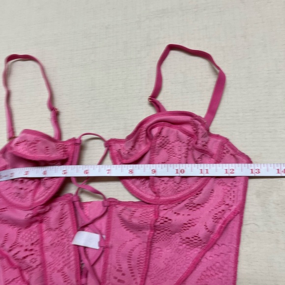 UO Out From Under M pink Amour lace up corset top - Picture 3 of 10